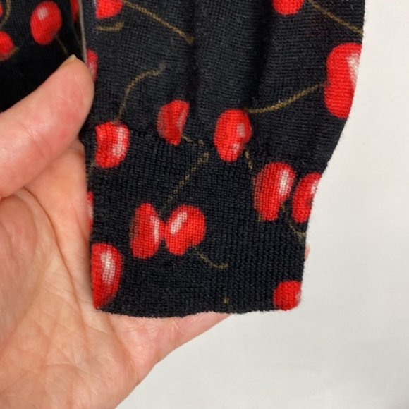 J.Crew S Cherry Print Tippi Sweater Black & Red 100% Merino Wool - Picture 8 of 12